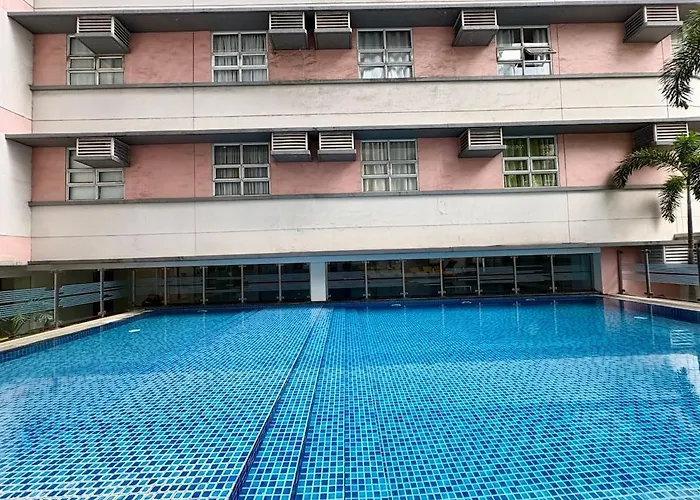 Apartment Stylish 1br In 101 Newport Near Naia Manila