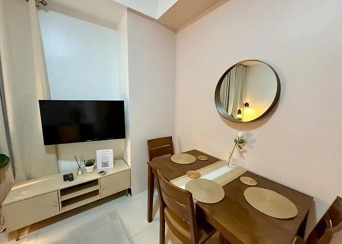 Apartment Stylish 1br In 101 Newport Near Naia Manila