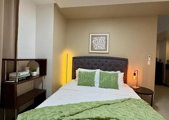 Stylish 1br In 101 Newport Near Naia Apartment Manila